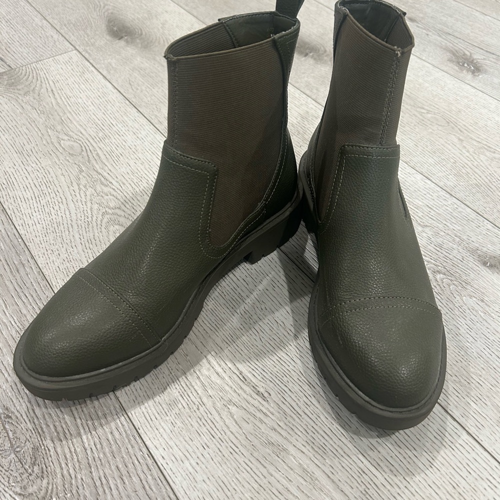 Coconuts by Matisse Dark Green Boots